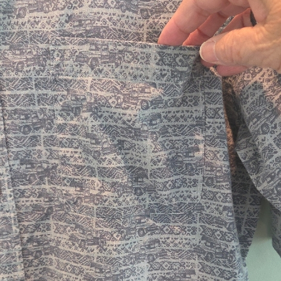 RedHead Men's Blue Casual Button Down Shirt Size Large With Truck/Canoe Design - Picture 5 of 12